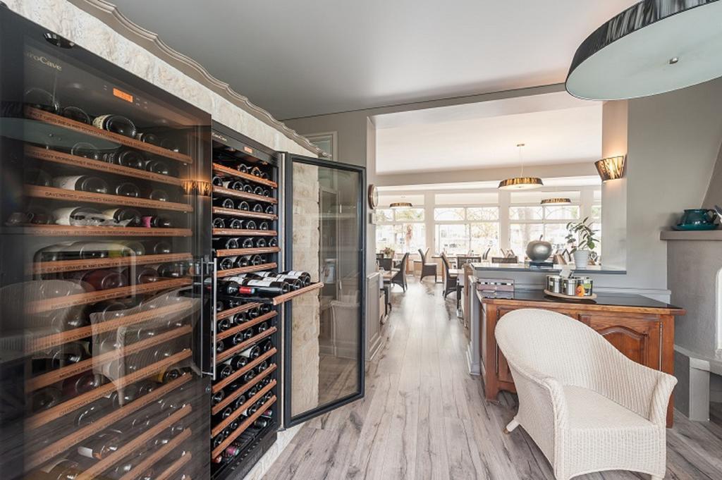 Hotel De La Plage Saint-Palais-sur-Mer Ngoại thất bức ảnh